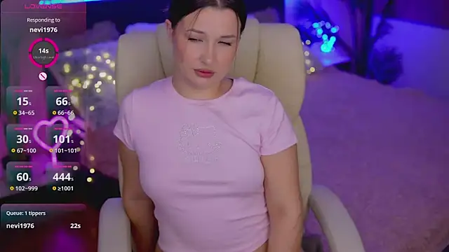 OneLaya online show from December 3, 11:09 am