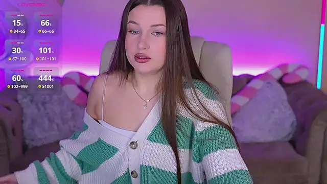 OneLaya online show from January 13, 2:10 pm