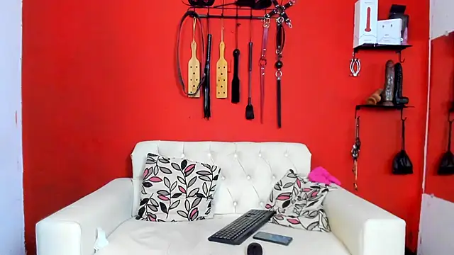 MIA SOPHIA1 online show from January 31, 4:25 am