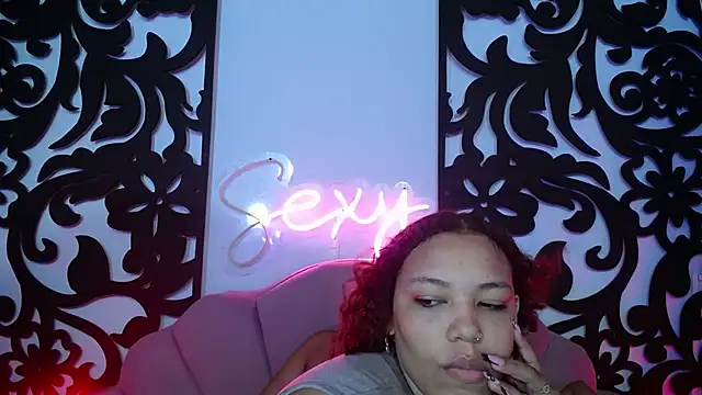 Snapshot of horny_babyss chatting on October 4, 7:48 pm horny babyss online show from October 4, 7:48 pm