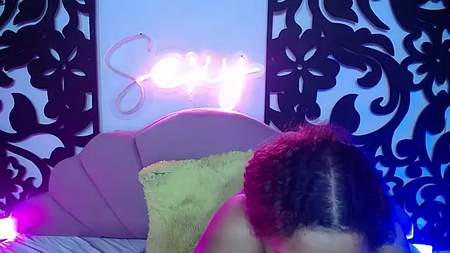 Snapshot of horny_babyss chatting on September 21, 10:53 am horny babyss online show from September 21, 10:53 am