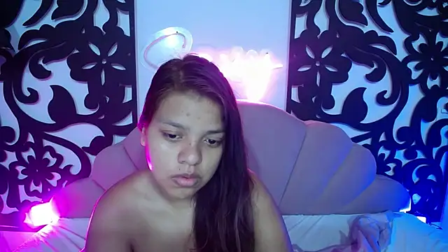 Snapshot of horny_babyss chatting on September 23, 7:37 am horny babyss online show from September 23, 7:37 am