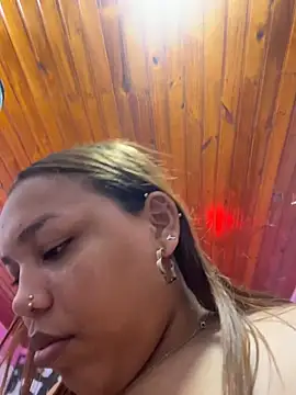 horny babyss online show from March 29, 5:36 pm