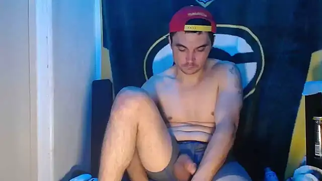 Snapshot of Apeezy14 chatting on January 7, 10:01 am Apeezy14 online show from January 7, 10:01 am