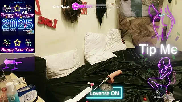 Snapshot of Doggyray44 chatting on December 21, 4:19 pm Doggyray44 online show from December 21, 4:19 pm