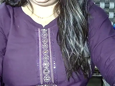 Snapshot of bhabhi_jaan11 chatting on March 10, 10:13 pm bhabhi jaan11 online show from March 10, 10:13 pm