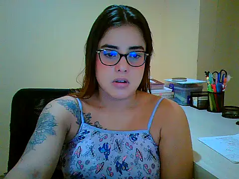 maliamiller online show from March 23, 12:05 pm