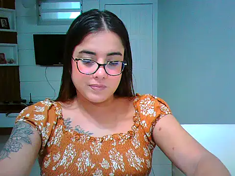 maliamiller online show from April 2, 5:41 pm