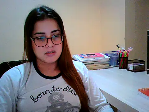 maliamiller online show from October 2, 4:27 am