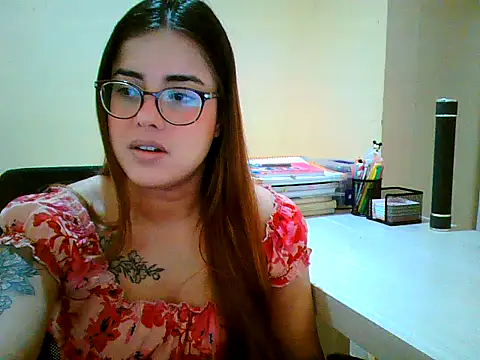 maliamiller online show from September 23, 12:12 pm