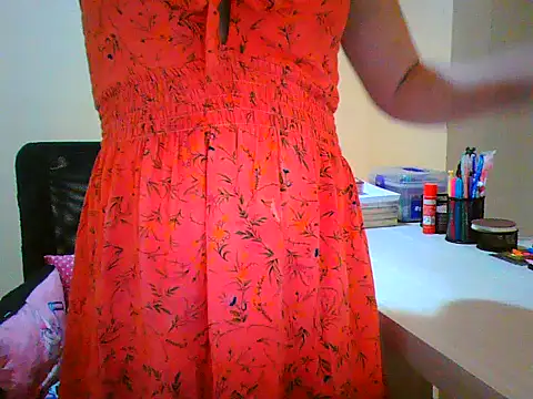 maliamiller online show from March 11, 1:21 am