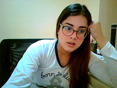 maliamiller online show from September 24, 2:23 pm