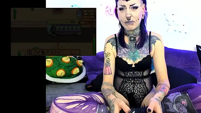 Snapshot of Purple_Coffin666 chatting on June 3, 6:23 pm Purple Coffin666 online show from June 3, 6:23 pm