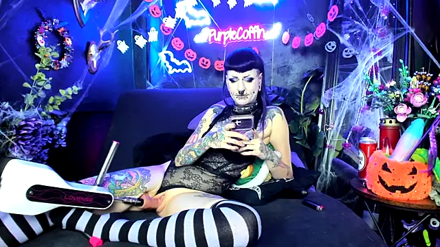 Purple Coffin666 online show from November 19, 10:32 pm
