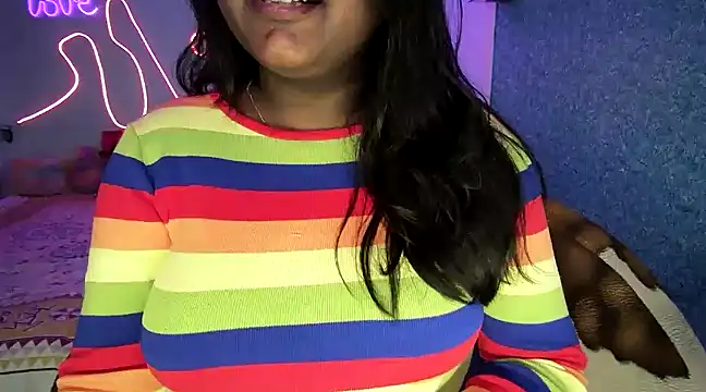 expression queen online show from January 29, 5:56 pm