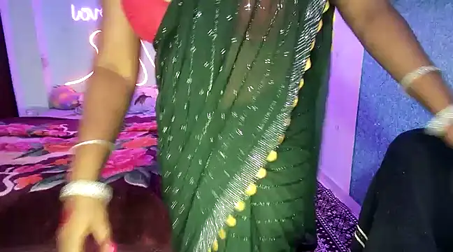 expression queen online show from December 15, 6:48 pm