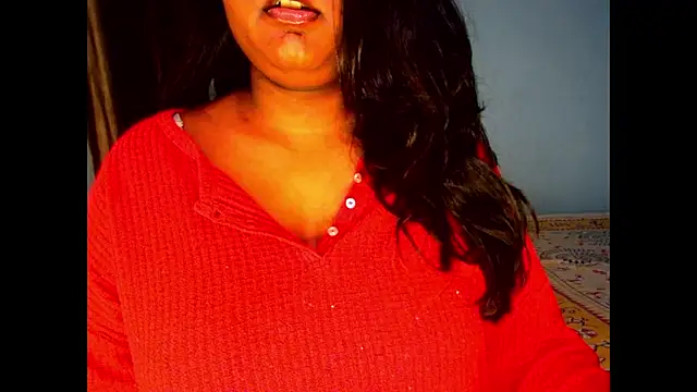 expression queen online show from December 19, 1:24 pm