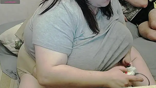 lisa Black00 online show from March 24, 7:03 pm