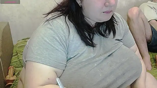 lisa Black00 online show from February 26, 7:52 am