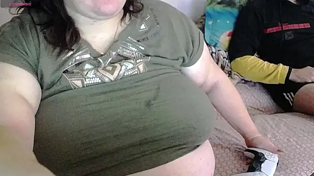 Snapshot of lisa_Black00 chatting on October 3, 6:15 am lisa Black00 online show from October 3, 6:15 am