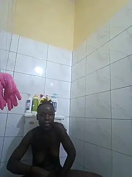 Juicylittle slute online show from December 16, 5:28 pm