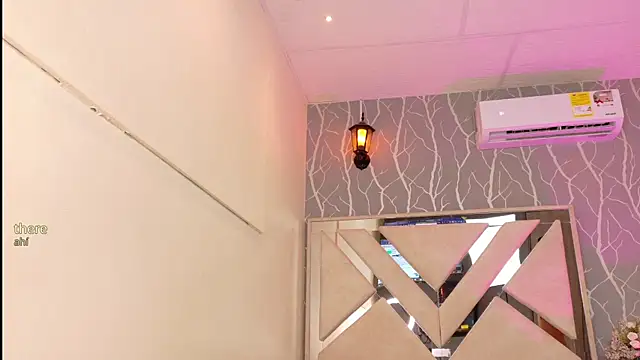 vanessa guzman2 online show from January 10, 1:39 pm