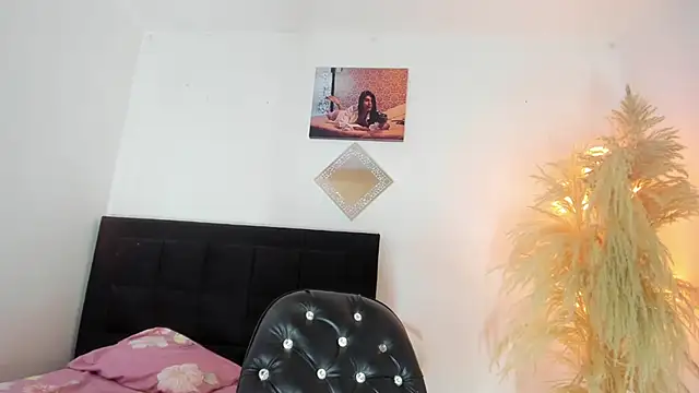 kattadoll online show from October 23, 12:37 pm