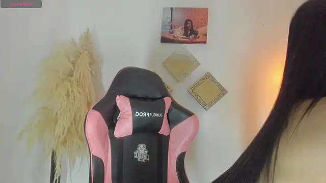 kattadoll online show from April 11, 12:07 am