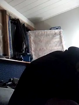 Snapshot of KeptupHack chatting on November 20, 12:44 am KeptupHack online show from November 20, 12:44 am