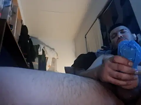 Snapshot of KeptupHack chatting on October 24, 1:32 pm KeptupHack online show from October 24, 1:32 pm