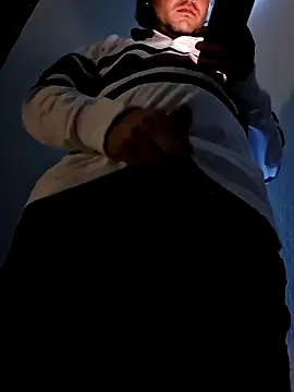 Snapshot of KeptupHack chatting on November 3, 7:57 am KeptupHack online show from November 3, 7:57 am