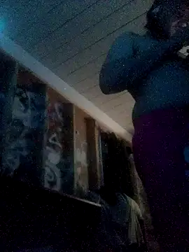 Snapshot of KeptupHack chatting on November 12, 1:21 am KeptupHack online show from November 12, 1:21 am