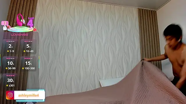  ashleymiller online show from March 4, 7:21 pm