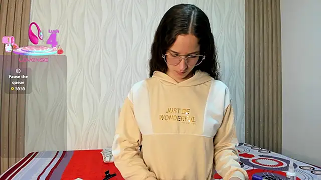  ashleymiller online show from February 24, 7:15 pm