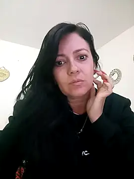 Snapshot of FelinaJohnson chatting on March 15, 3:40 am FelinaJohnson online show from March 15, 3:40 am