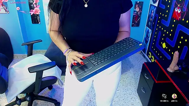 Snapshot of FelinaJohnson chatting on March 4, 8:16 pm FelinaJohnson online show from March 4, 8:16 pm