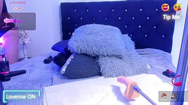 FelinaJohnson online show from December 14, 2:55 pm