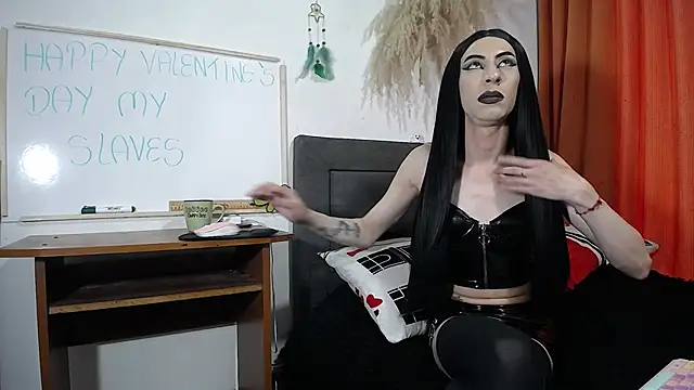 Snapshot of DOMINANT_TEACHER_KAROL chatting on February 20, 10:04 pm DOMINANT TEACHER KAROL online show from February 20, 10:04 pm