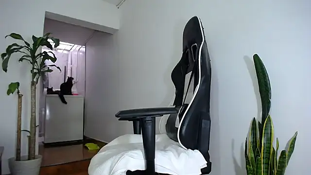 diamond black00 online show from March 19, 7:38 pm