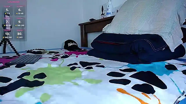 diamond black00 online show from April 2, 4:35 pm