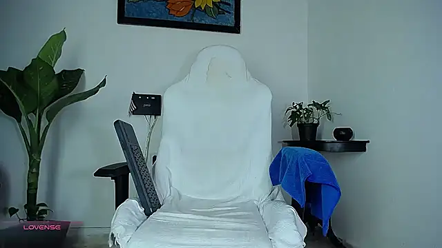 diamond black00 online show from February 10, 7:02 pm