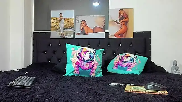 Snapshot of doll_celeste20 chatting on February 28, 5:37 am doll celeste20 online show from February 28, 5:37 am