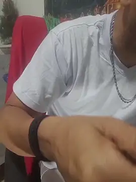 latinmartin73 online show from December 20, 3:04 pm