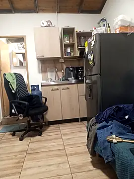 latinmartin73 online show from March 15, 1:40 pm