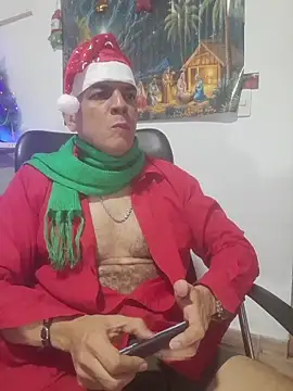 latinmartin73 online show from December 17, 2:27 am