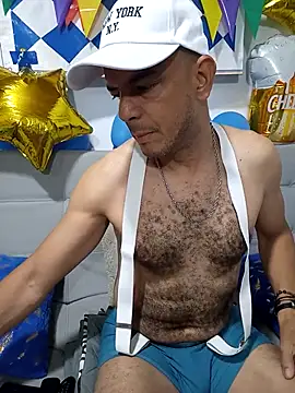 latinmartin73 online show from September 27, 12:17 am