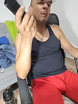 Snapshot of latinmartin73 chatting on July 18, 10:18 pm latinmartin73 online show from July 18, 10:18 pm