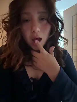 kittyfresita online show from March 1, 3:39 am