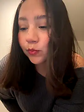 kittyfresita online show from December 3, 2:12 am