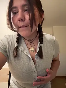 kittyfresita online show from February 8, 2:09 am